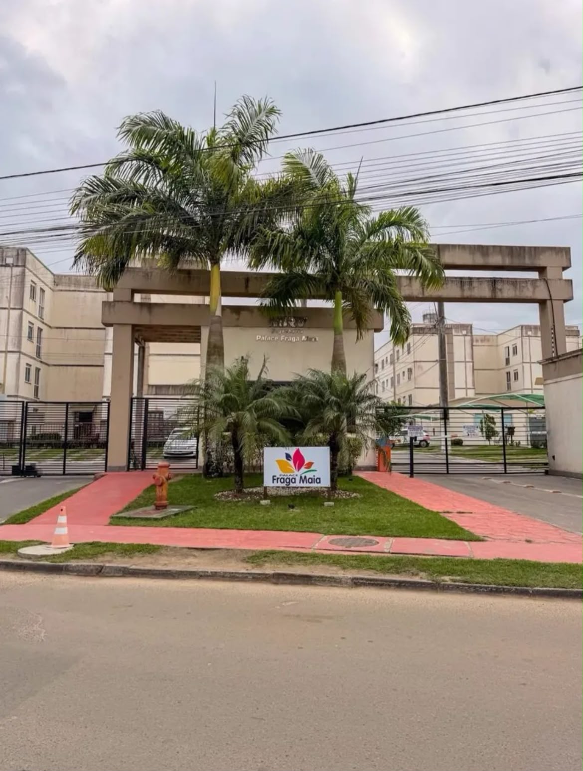 APARTAMENTO PADRÃO / CONDOMINIO PALACE FRAGA MAIA