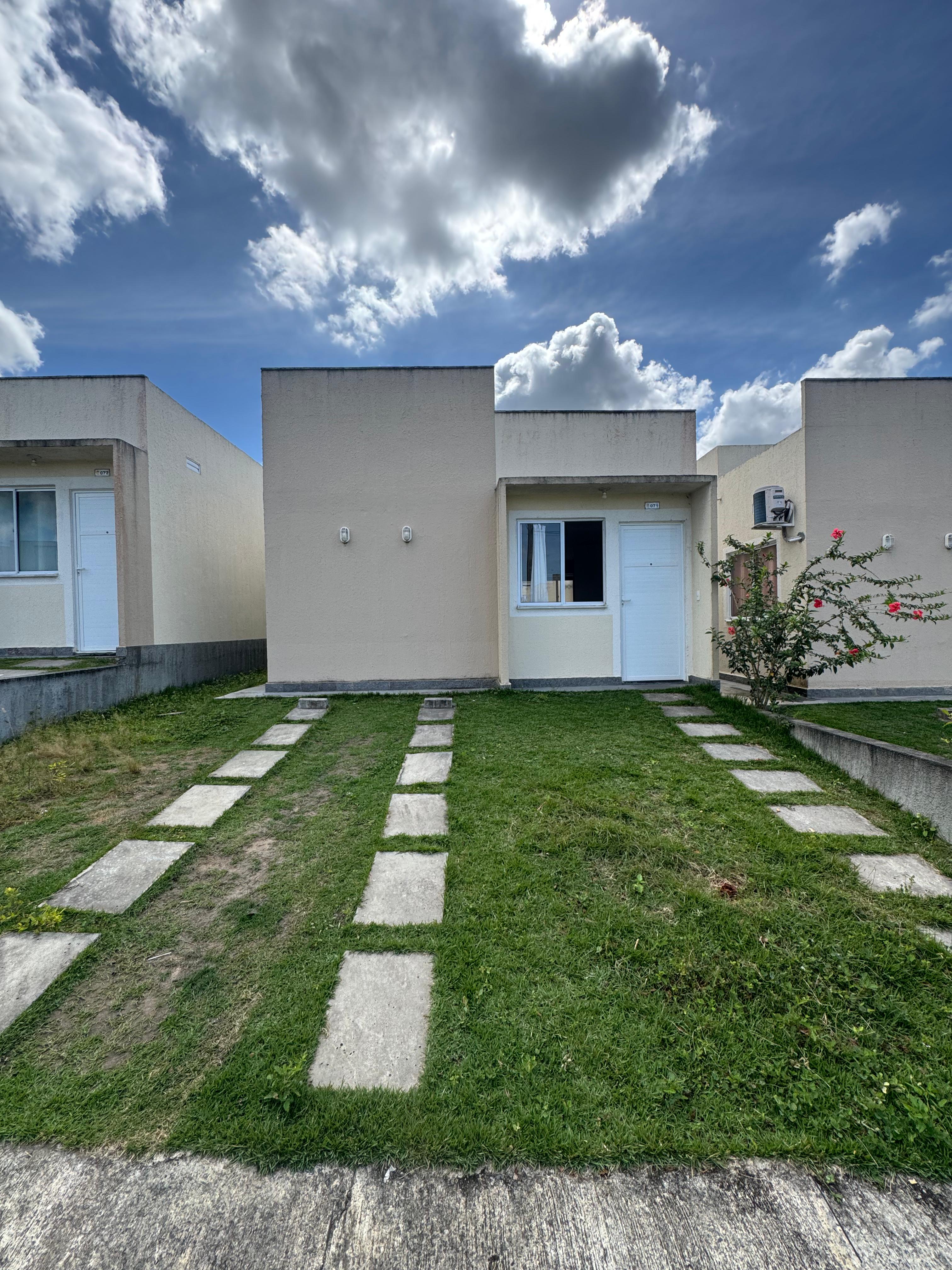 CASA A VENDA / RESIDENCIAL FLOR DO SERTÃO