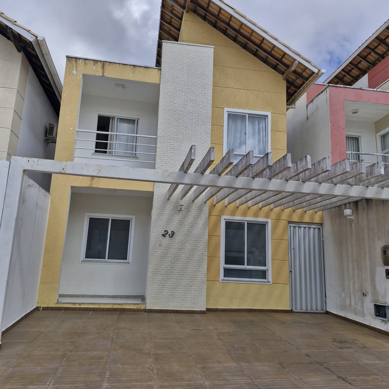 CASA MEDIO PADRÃO /CONDOMÍNIO  JARDIM BOTÂNICO