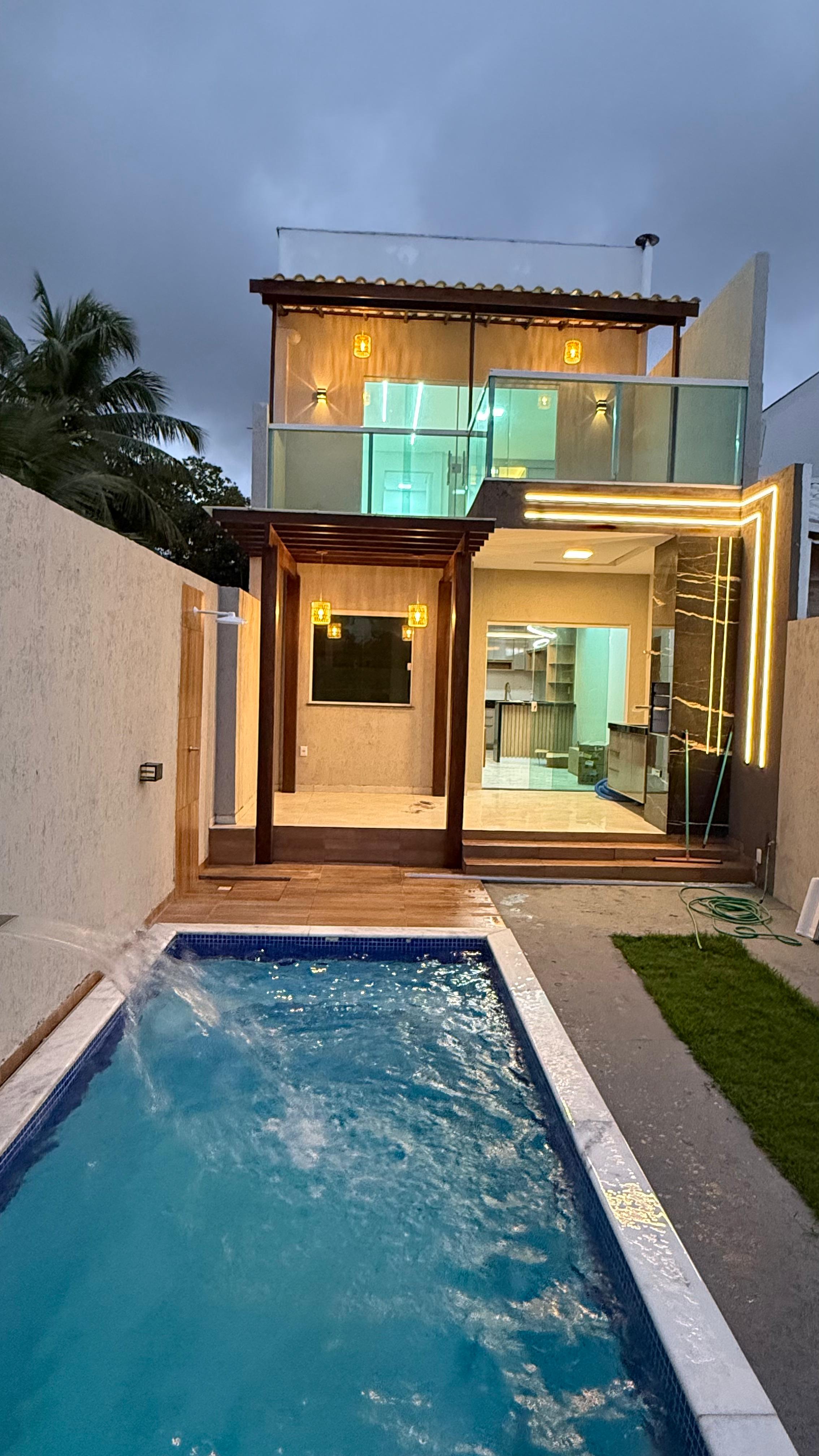 CASA NO CONDOMÍNIO ÁGUA / GUARJUBA